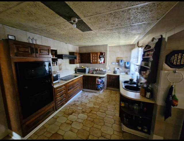 FARM FOR SALE IN MNANDI